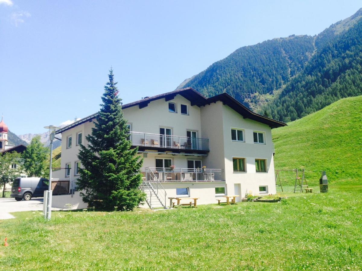 Apart Tyrol Umhausen Bagian luar foto